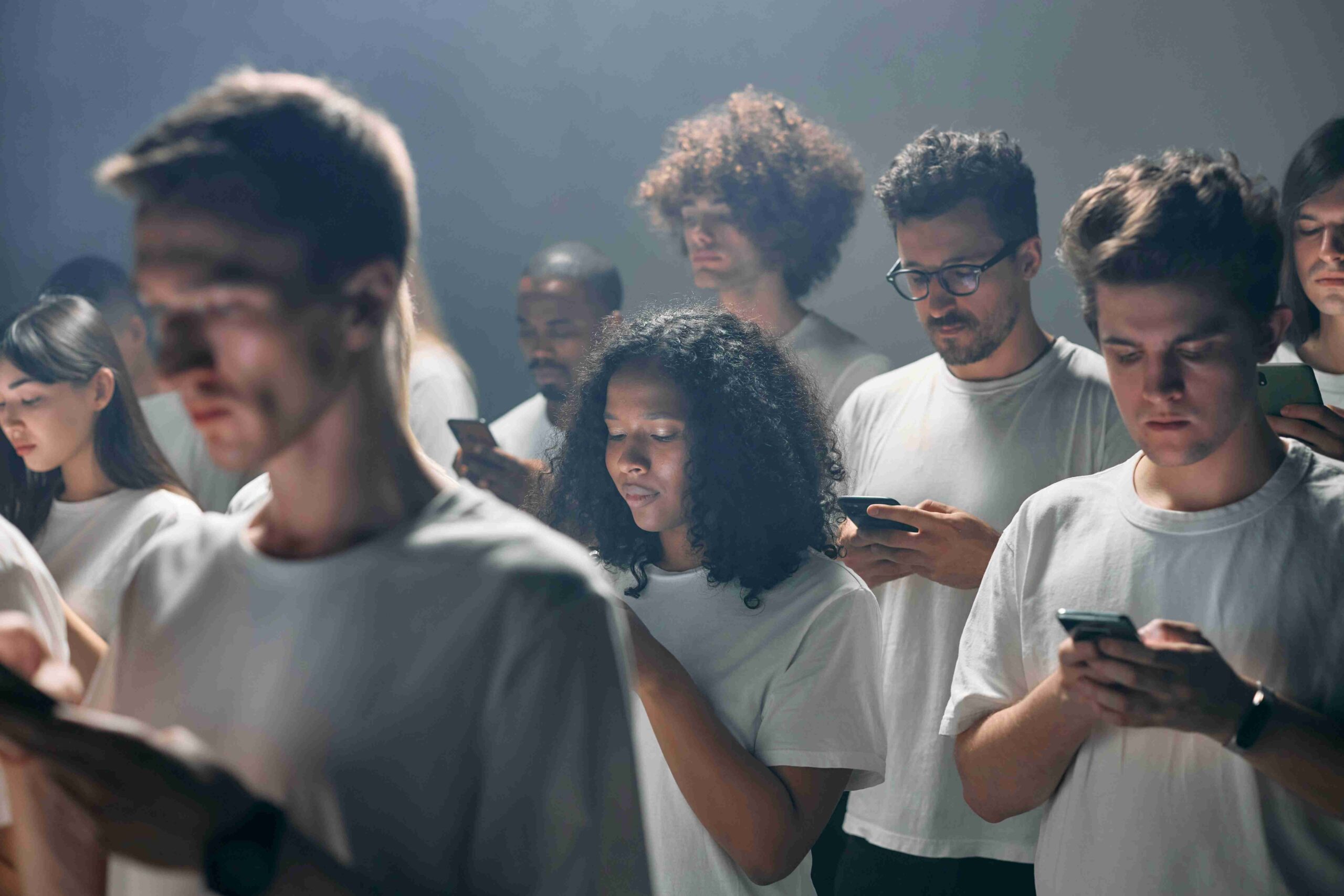 The Link Between Scrolling and Anxiety, Stress, and Poor Sleep