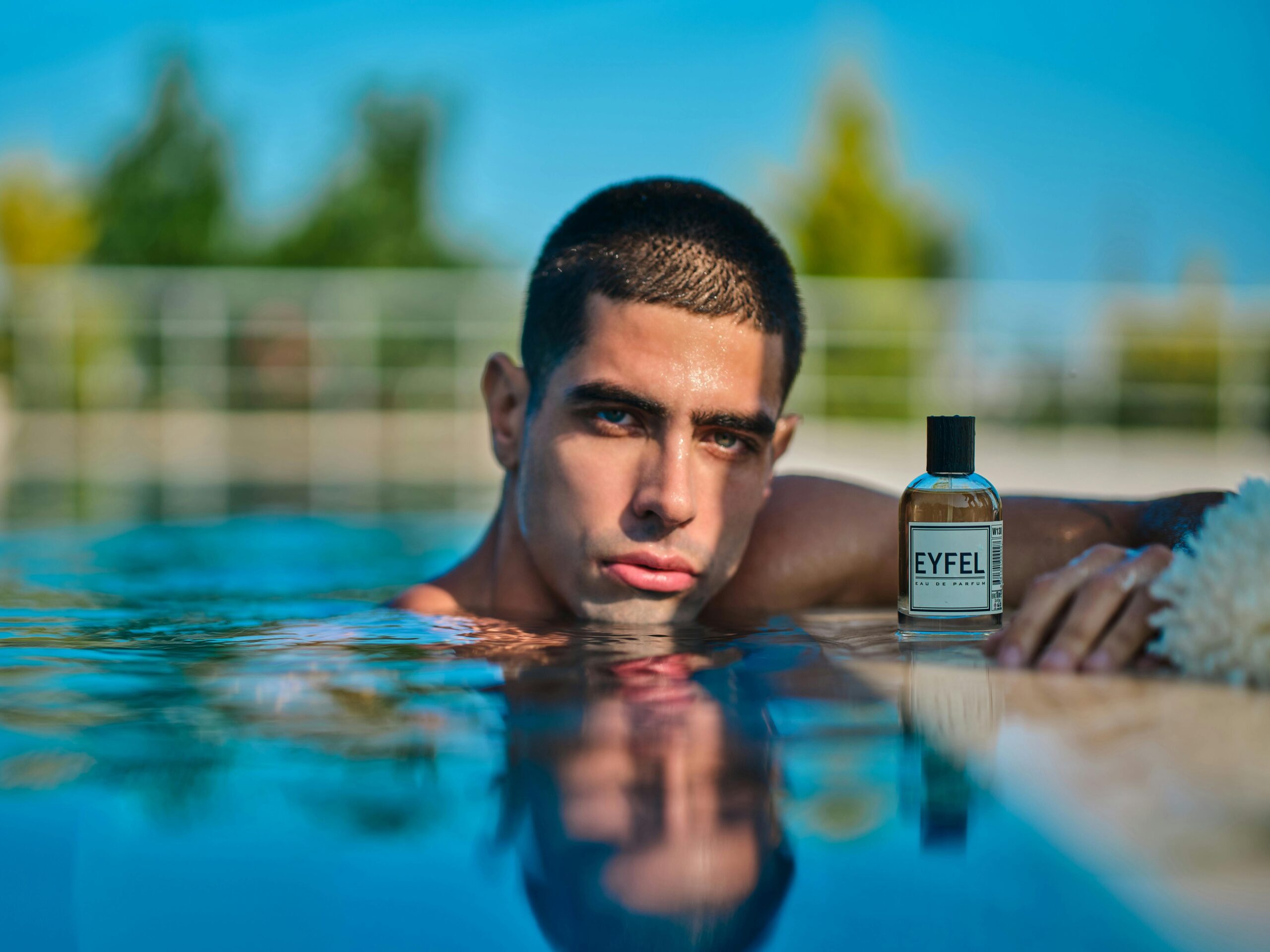 The Powerful Influence of Fragrance on a Man’s Confidence